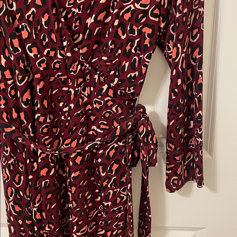 Leota Burgundy Animal Print Long Sleeve Wrap Dress 2X - Picture 5 of 7